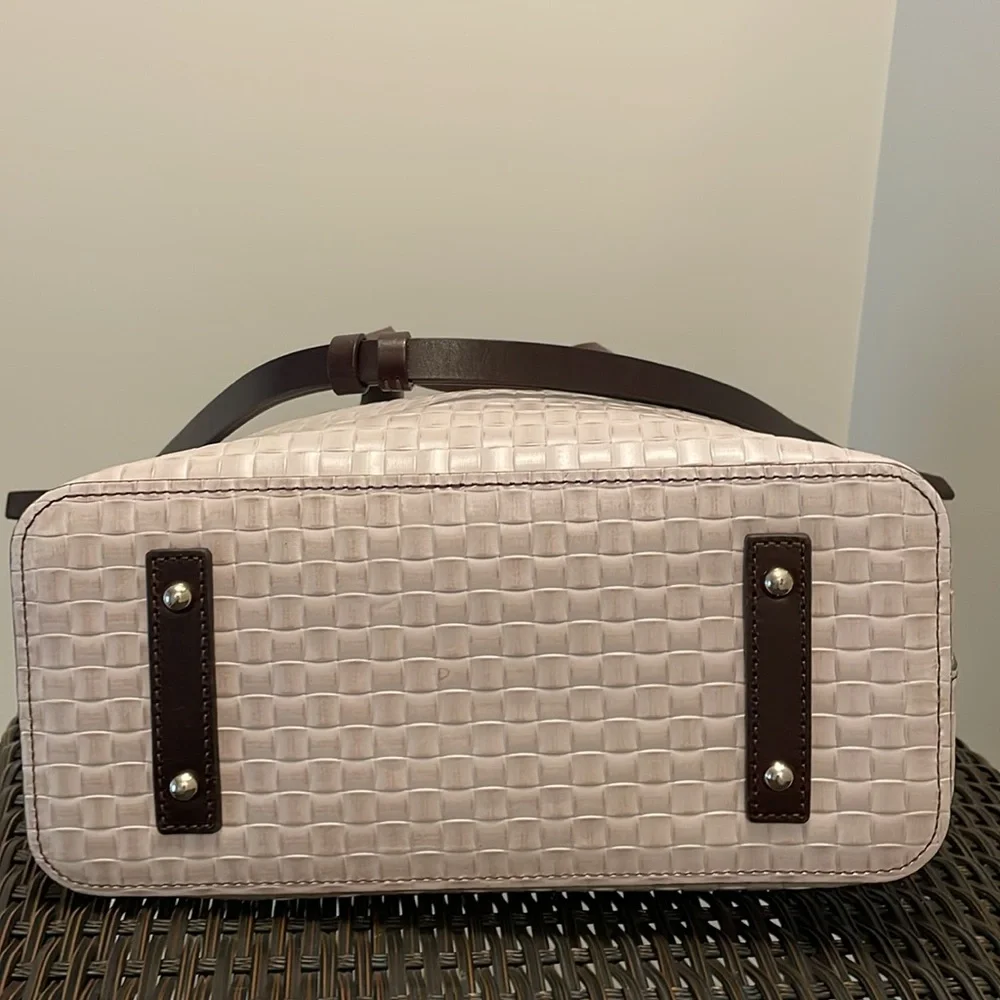 Dooney & Bourke large tote with wristlet - Picture 3 of 6